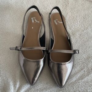 Metallic flat shoes size 9